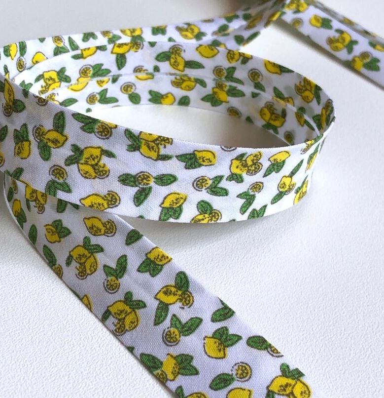 20mm folded bias binding with yellow lemon pattern